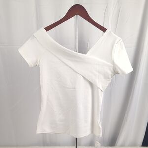 Off-Shoulder White Short Sleeve Tee